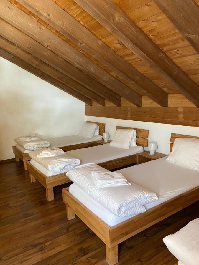 Gasthof Berggasthaus Piz Calmot